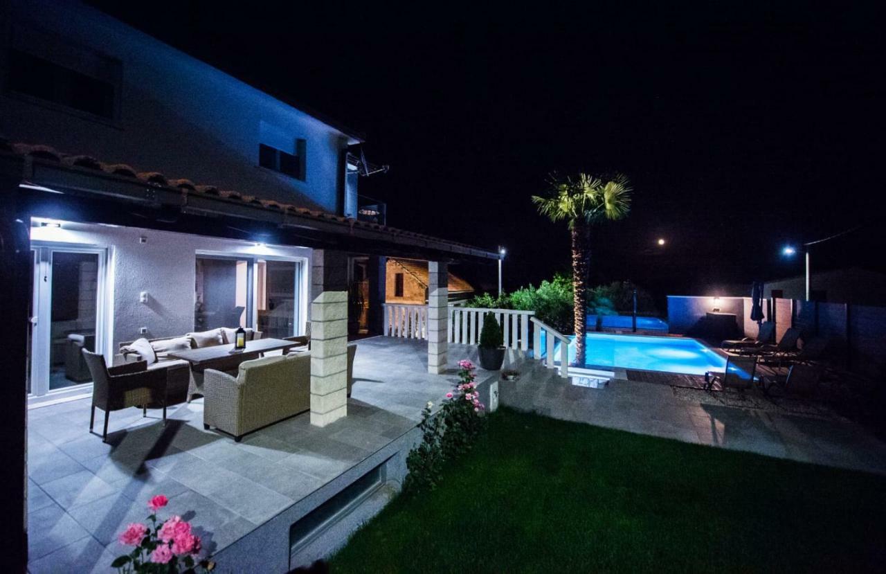Villa Vida Zmijavci Exterior photo